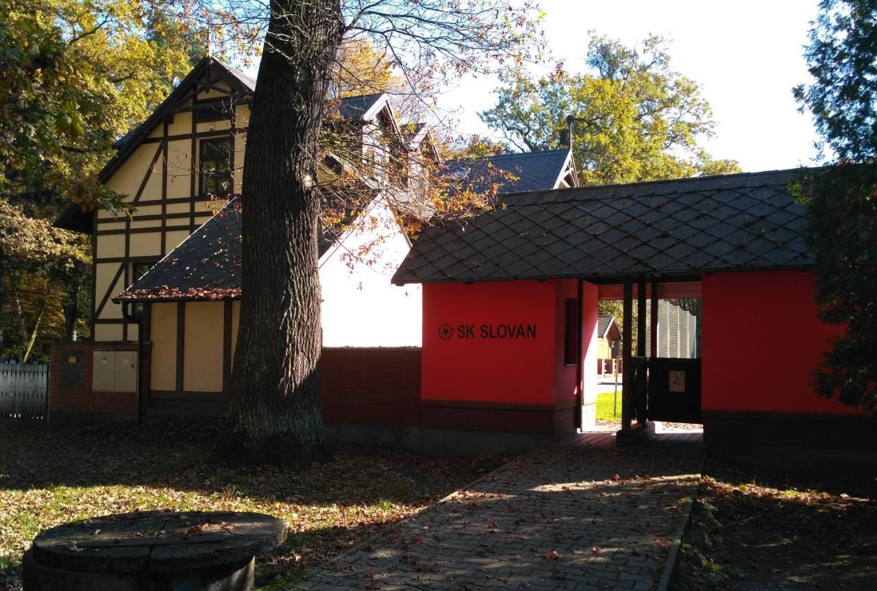 Homestay Poděbrady Exteriör bild